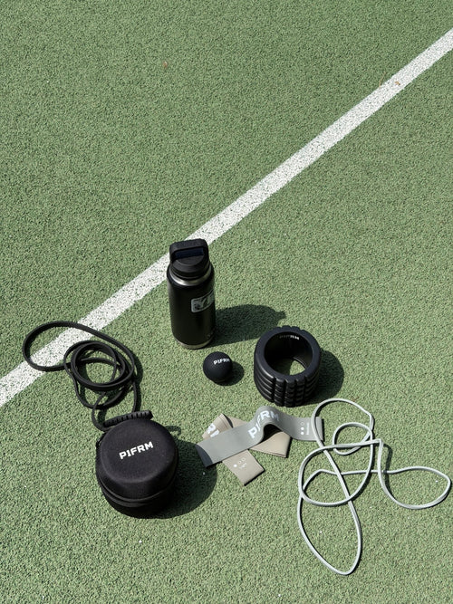 Kit mobilité, performance et récupération musculaire P1FRM. Mini rouleau, balle de massage, 5 bandes de résistances